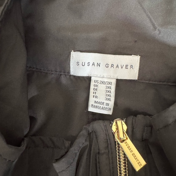 Susan Graver Black Zip-Up Cape Poncho Jacket 2X 3X Hooded Gold Hardware H3 - Picture 7 of 9